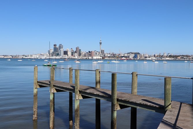 Half-Day: Small Group Auckland Scenic Tour - 4 HOURS - Crossing Auckland Harbour Bridge to the North Shore