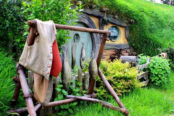 Hobbiton Movie Set Group Tour Early Access (Avoid the crowds!) - Is €169.82 good value?