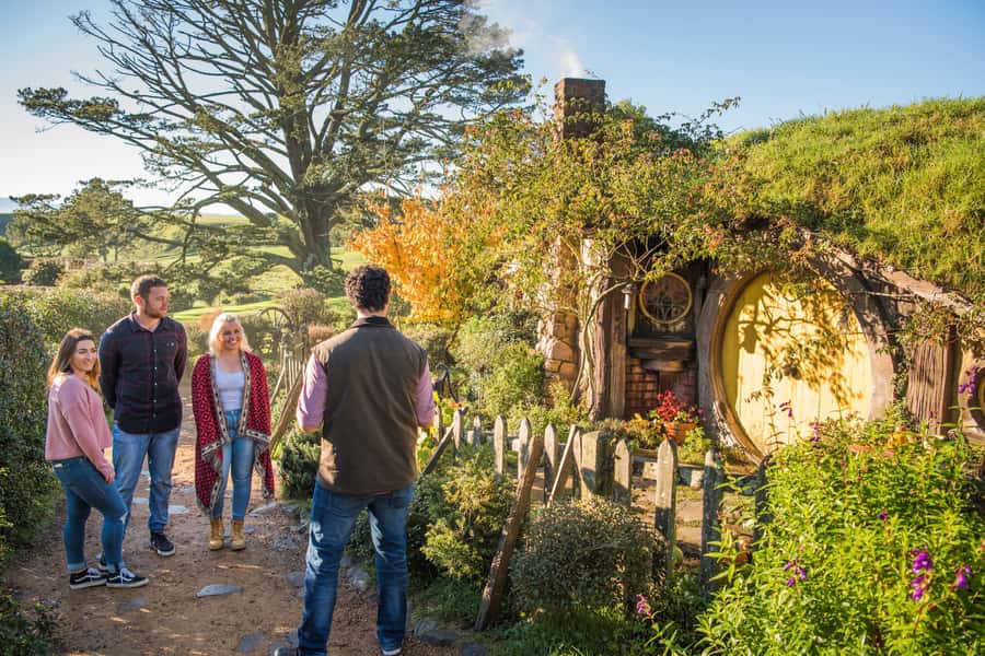 Hobbiton Movie Set: Guided Tour Ticket - Arriving at Shire’s Rest near Matamata