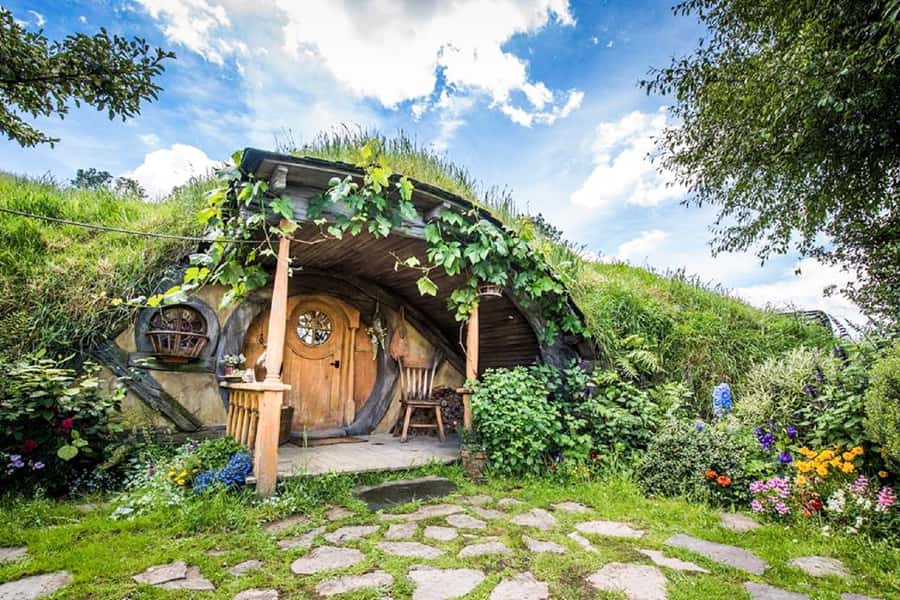 Hobbiton Movie Set & Rotorua Premium Day Tour from Auckland - Key points to know before booking