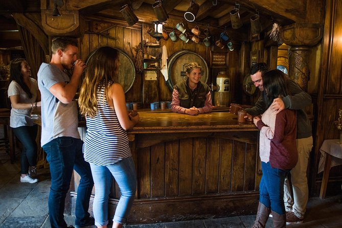 Hobbiton Movie Set Small Group Day Tour from Auckland - A drink at the Green Dragon Inn