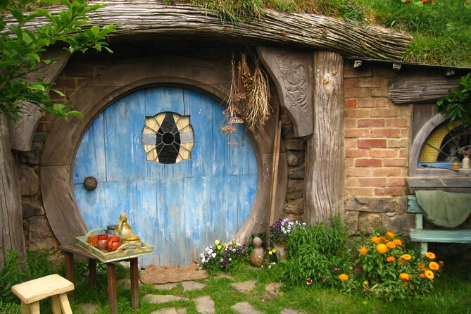 Hobbiton Movie Set Small Tour from Auckland - What to bring and what to plan