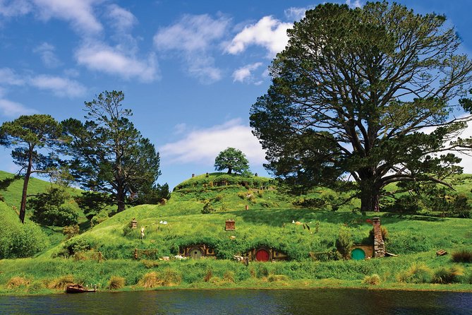 Hobbiton Movie Set Tour with lunch from Auckland - Hobbit holes, Bag End, and the details underfoot