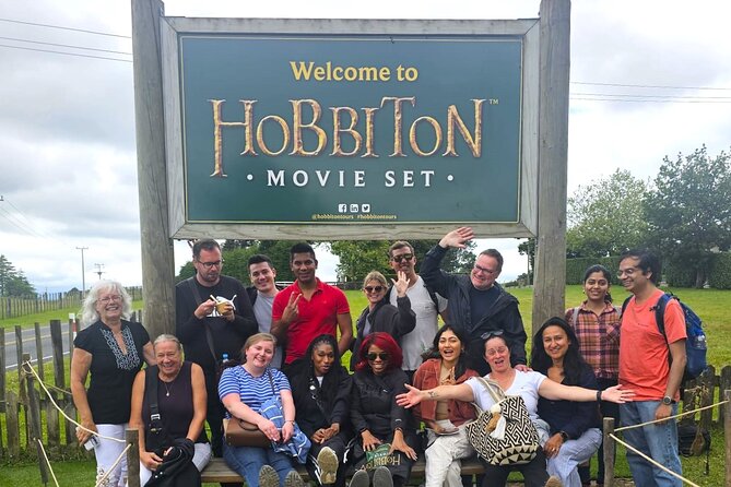 Hobbiton & Rotorua including Wai-O-Tapu - Small Group Tour from Auckland - Wai-O-Tapu: color, steam, and sulfur