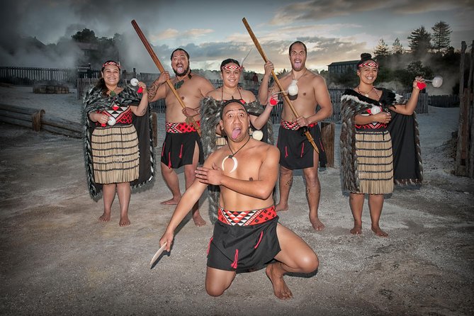 Hobbiton & Rotorua Living Māori Village Private Tour Ex-Auckland - Why this Auckland day trip works