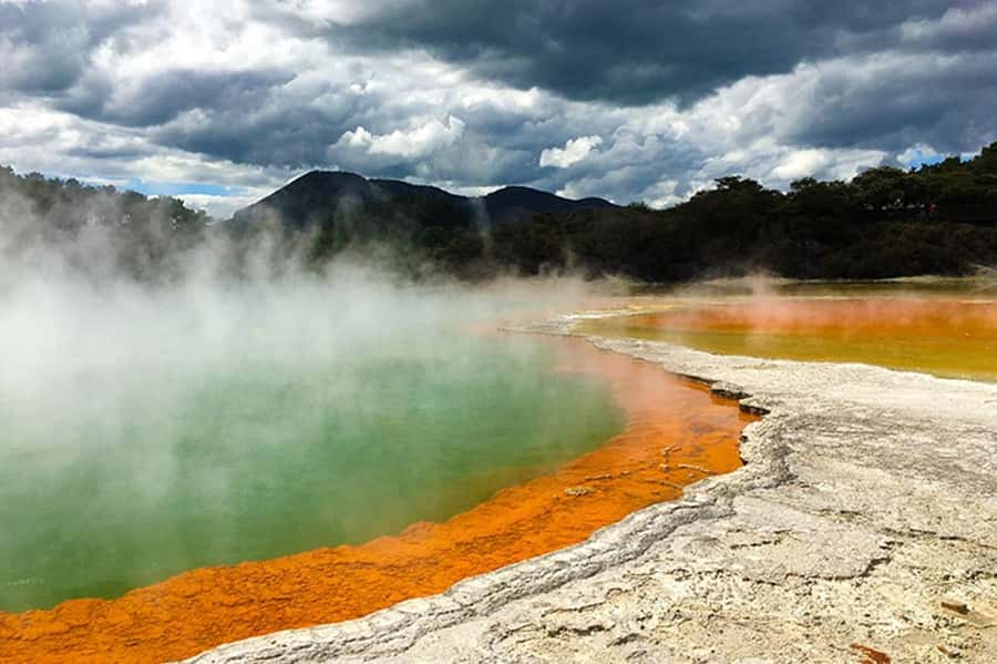 Hobbiton, Waitomo, Rotorua & Taupo 2-Day Tour from Auckland - Five things to know before booking