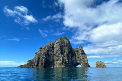 Hole in the Rock Cruise & Island Tour – with two island stopovers