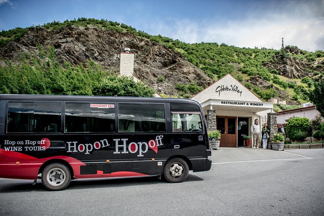 Hop on Hop off Wine Tours Queenstown - Why this bus works so well in Queenstown