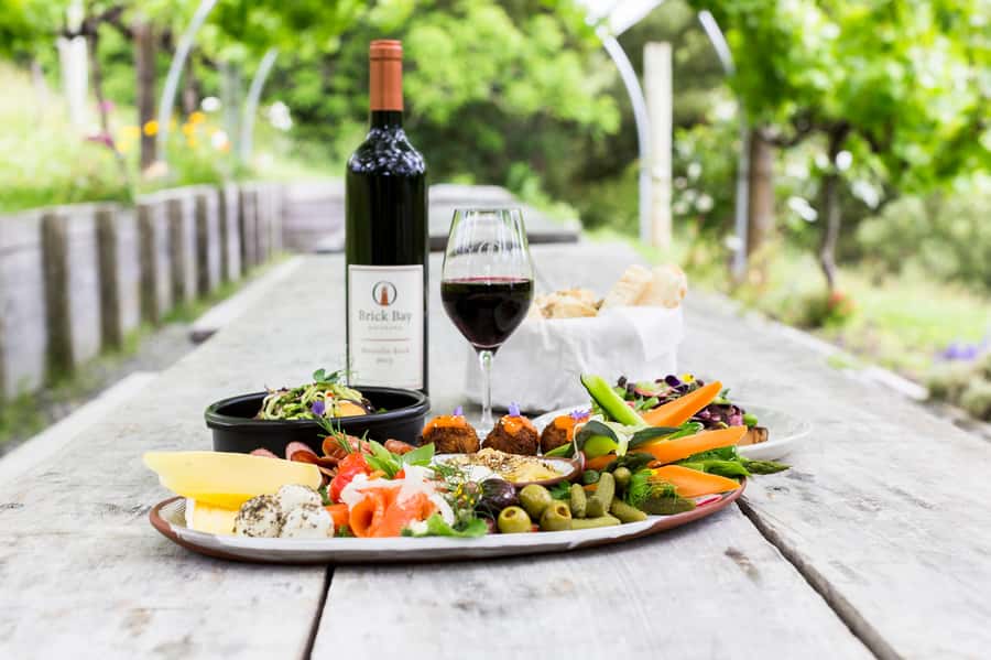 Horse Riding, Wine Tasting & Art Trail Private Tour - Leaving Auckland in a private Mercedes