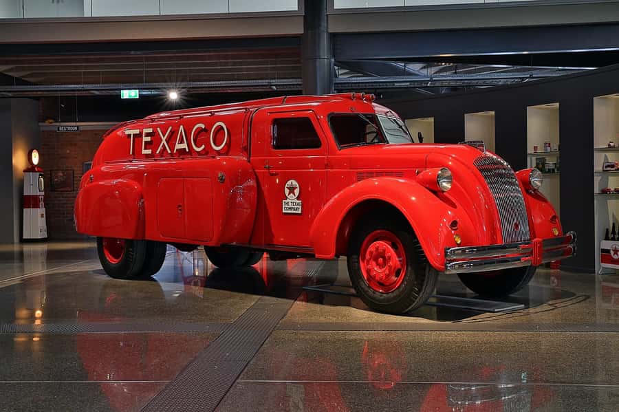 Invercargill: Day Entry to Bill Richardson Transport World - Big trucks, tractors, and old Fords