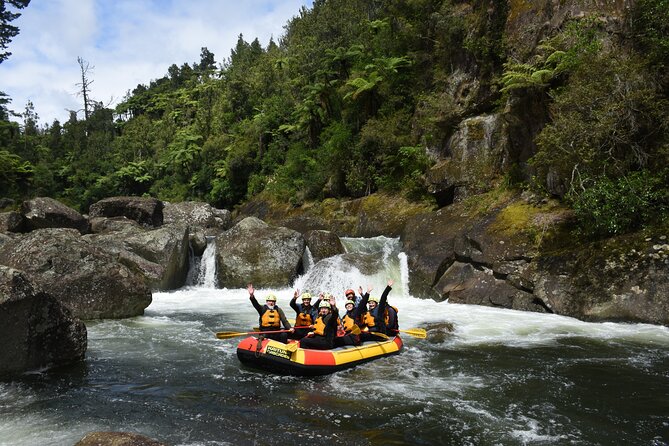 Kaituna Cascades - Grade 5 Wairoa River near Tauranga - Getting to the 9:30 am start near Tauranga