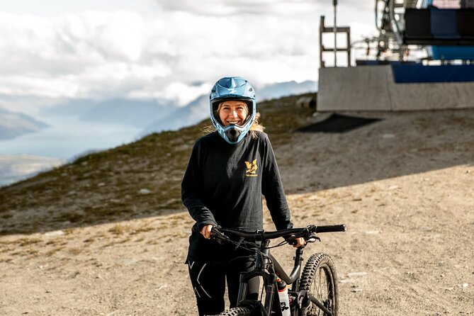 Lake Dunstan E Bike Trail Activity - The scenery rewards a slower pace