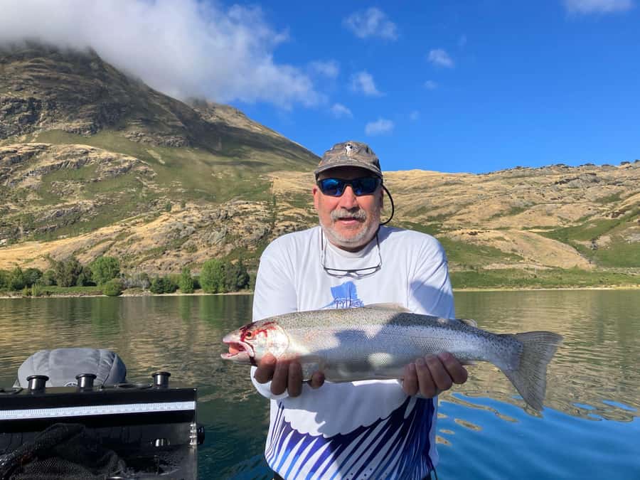 Lake Hāwea: 3 Hour Fishing Adventure by Boat - Why Lake Hāwea makes a fine fishing setting