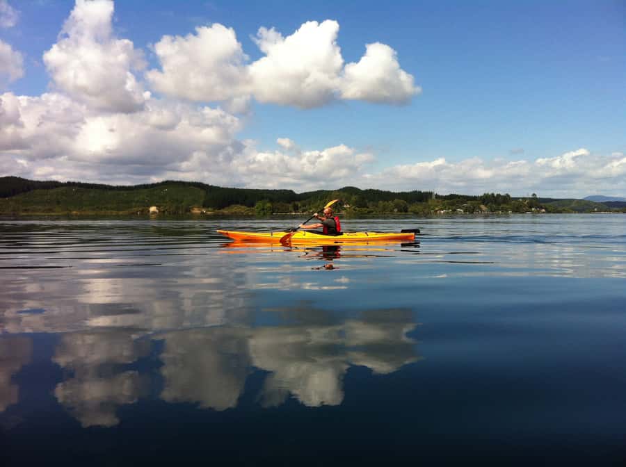 Lake Rotoiti & Hot Pools Guided Kayak - Key points at a glance