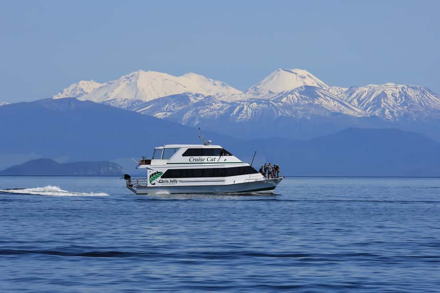 Lake Taupo: 1.5-Hour Maori Rock Carvings 5:00 PM Cruise - A smooth ride across Lake Taupo