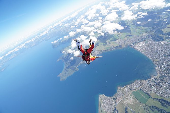 Lake Taupo 12,000-Foot Tandem Skydiving - What $209.75 buys you