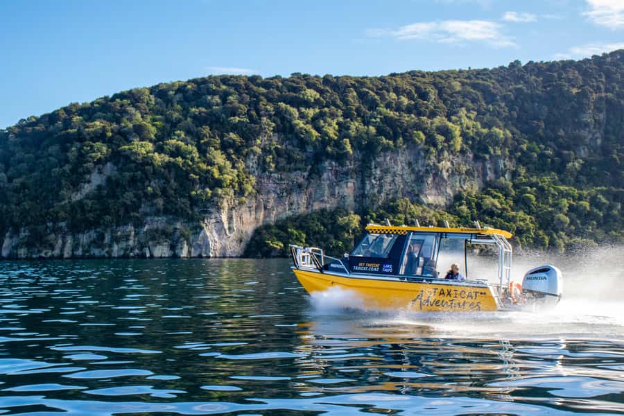 Lake Taupo Explorer Sightseeing Cruise with seasonal swim - Key points at a glance