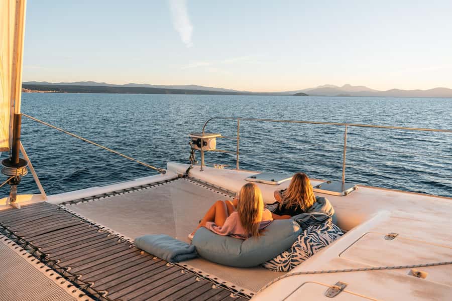 Lake Taupo: Luxury Sailing Catamaran to Māori Rock Carvings - Is $41 good value for 150 minutes?