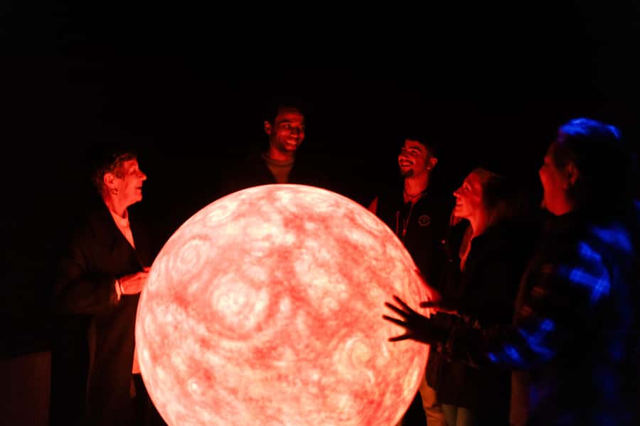 Lake Tekapo: Indoor Māori Cultural Astronomy Experience - The theatrical setup keeps a short tour moving