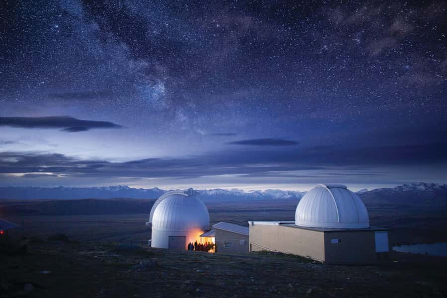 Lake Tekapo: Mountaintop Stargazing at Mount John Summit - Starting at the Dark Sky Project base
