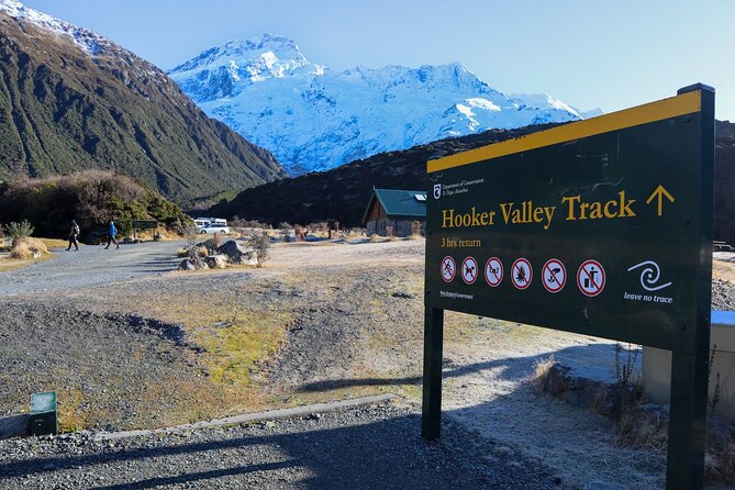 Lake tekapo & Mt. Cook Private tour from Christchurch - Hooker Valley Track and the Aoraki/Mount Cook setting