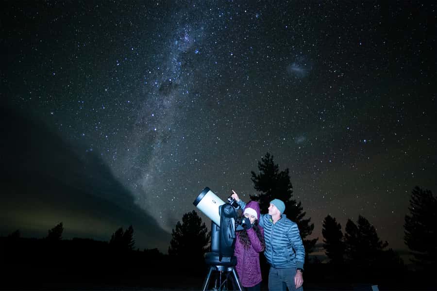 Lake Tekapo: Stargazing Experience - Leaving Lake Tekapo village for darker skies