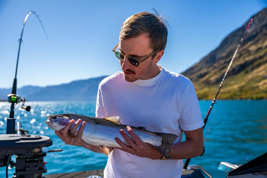 Lake Wakatipu: 3 Hour Fishing Adventure by Boat - Setting out from Queenstown’s jetty