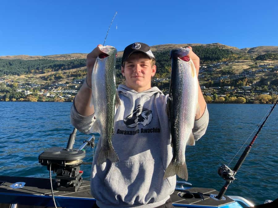Lake Wakatipu: 3 Hour Fishing Adventure by Boat - How the downrigger fishing works