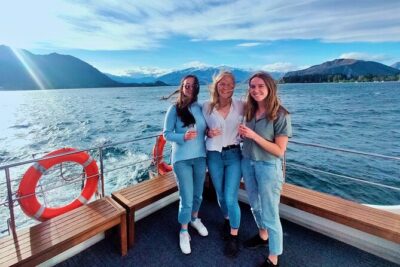 Lake Wanaka 1-Hour Cruise Including Wine and Cheese