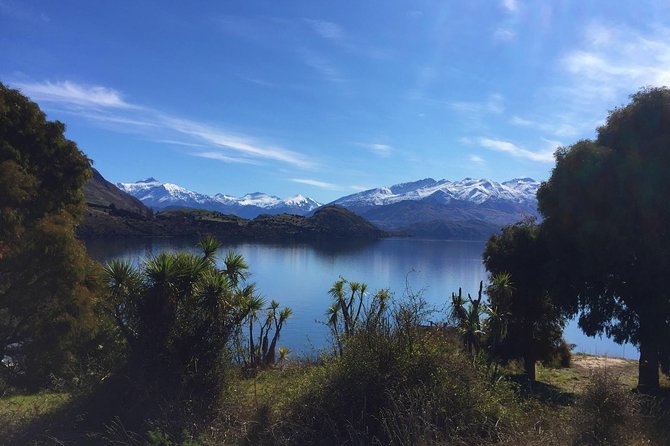 Lake Wanaka 1-Hour Cruise Including Wine and Cheese - Weather, wind, and what to wear