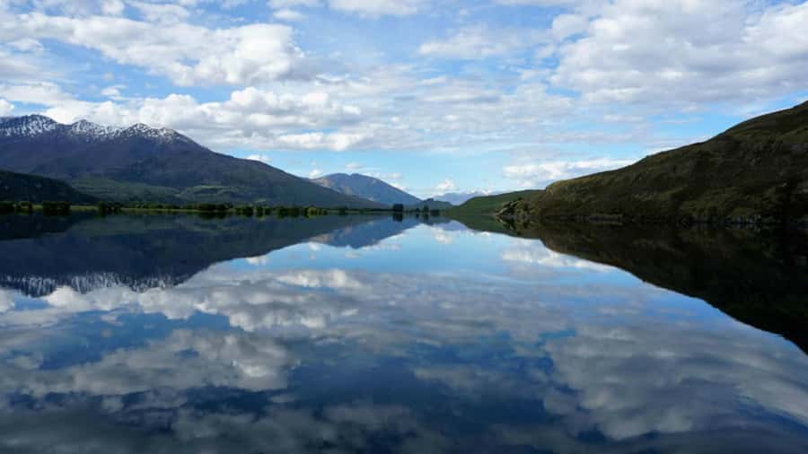 Lake Wanaka Happy Hour Cruise - Who will enjoy this Lake Wanaka cruise?