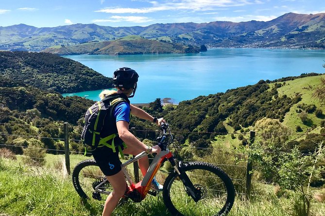 Lava Loop- Guided electric mountain bike tour in Akaroa - Climbing toward the volcanic viewpoints
