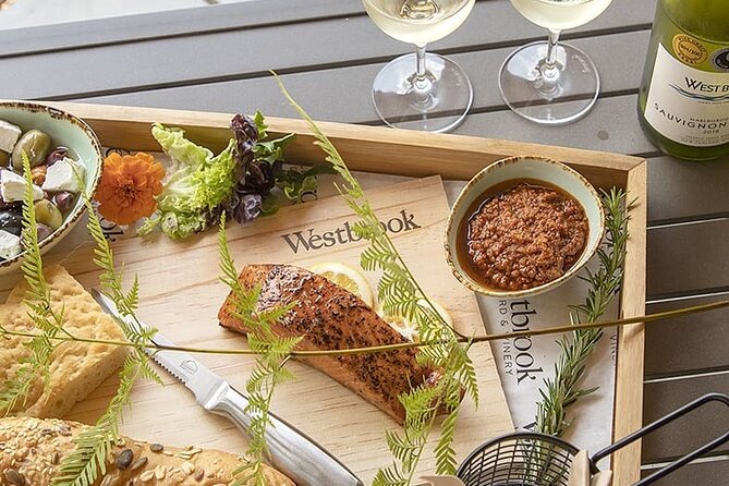 Luxury Private Auckland Wine & Beach Tour with Lunch - Muriwai Beach and Auckland’s wild west coast