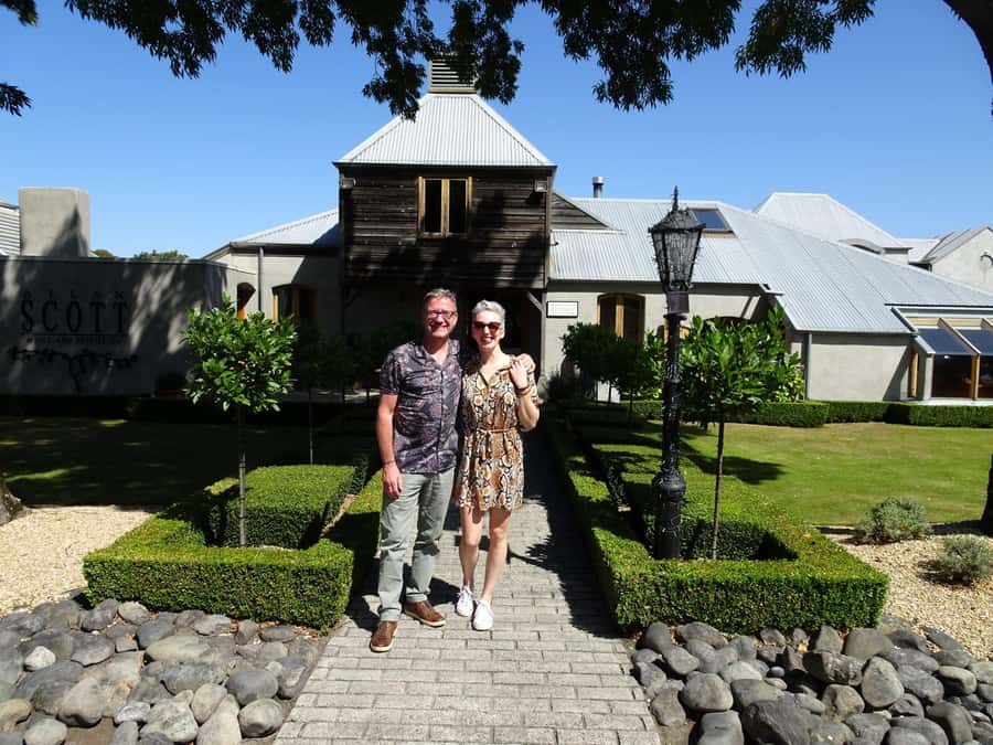 Marlborough: Full Day "Winemaker's Tour" - First winery: an easy start to the tasting day