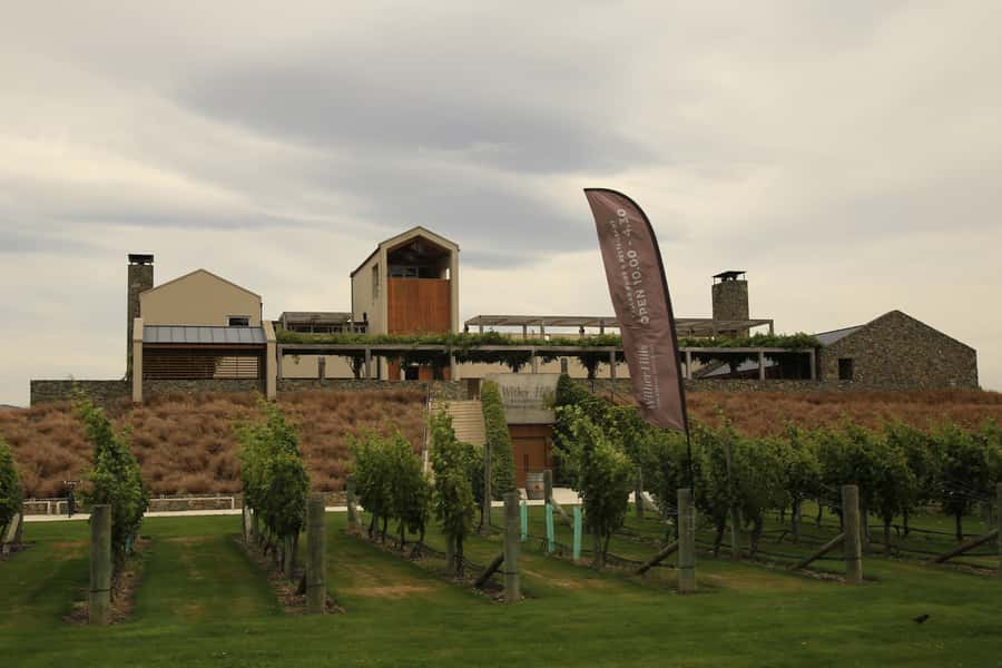 Marlborough: Hop-On Hop-Off Wine, Brewery, and Wonders Tour - Why this tour works in Marlborough
