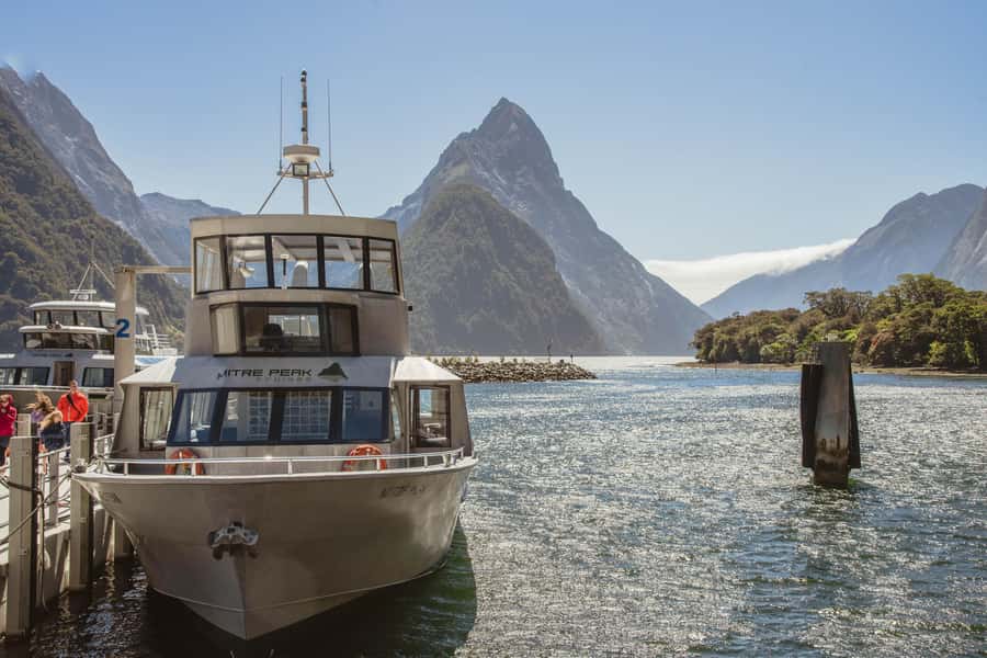 Milford Sound: 2-Hour Small Boat Scenic Cruise - Stirling Falls and the wettest photo stop