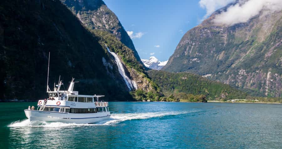 Milford Sound: Boutique Small-Boat Cruise - Why the Small Boat Changes Milford Sound