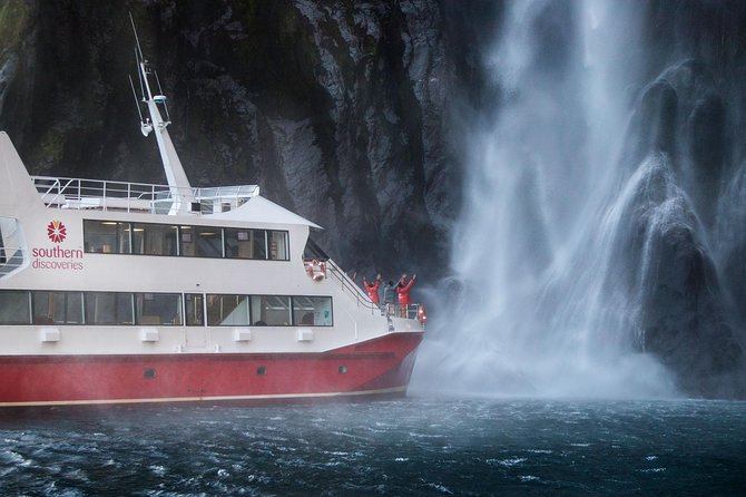 Milford Sound Coach & Cruise from Queenstown: Panoramic Views - Eglinton Valley Camp and Lake Gunn