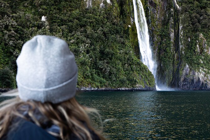 Milford Sound Flight and Cruise ex Queenstown (incl Lunch) - Who should book this experience?