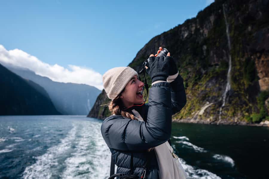Milford Sound: Nature Cruise on a Modern Catamaran - Seating, food, and onboard comfort