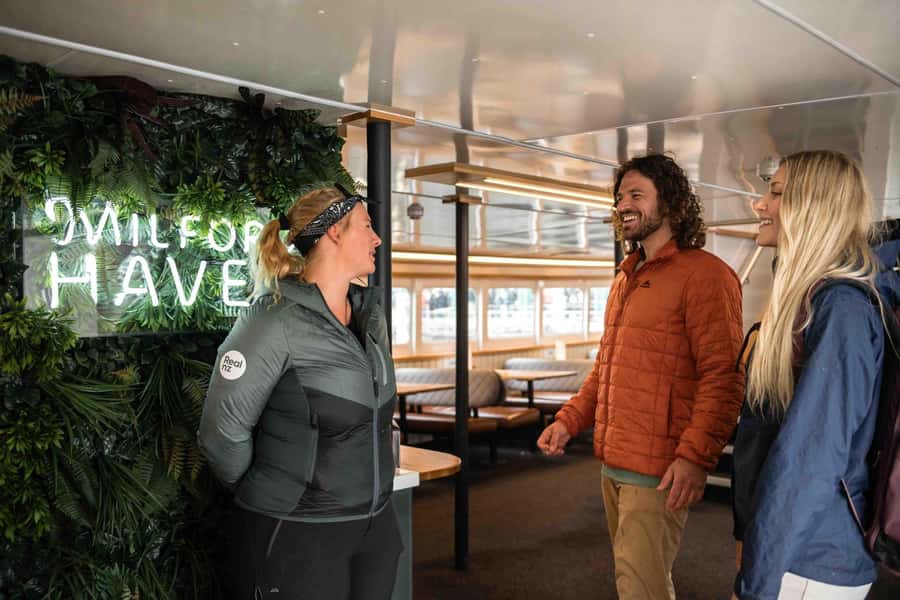 Milford Sound: Wildlife & Nature Cruises - Who will enjoy this RealNZ cruise most?