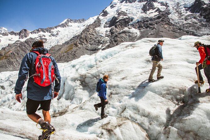 Mount Cook: 3-Hour Tasman Glacier Heli-Hike - The return flight and the Hochstetter Icefall