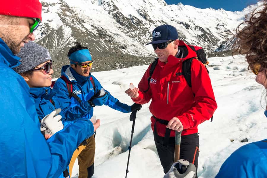 Mount Cook: 3-Hour Tasman Glacier Helicopter Ride and Hike - The first 15-minute flight over Aoraki/Mount Cook