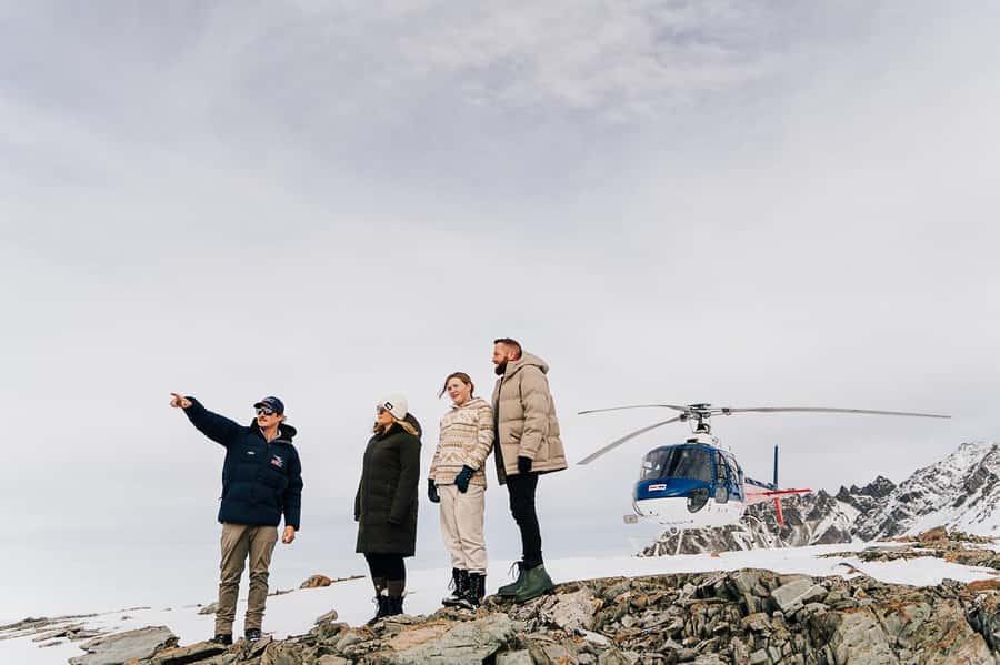 Mount Cook: Alpine Explorer 35 Minute Flight - Choosing the Best Season for Your Flight