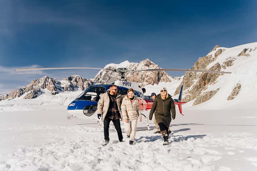 Mount Cook: Aoraki/Mt Cook & The Glaciers 55 Minute Flight - Tasman Glacier Lake and New Zealand’s longest glacier