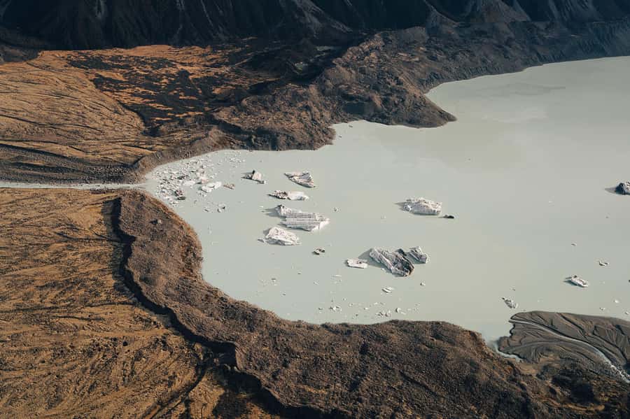 Mount Cook: Mountains High 40 minute Flight - Weather, clothing, and practical planning