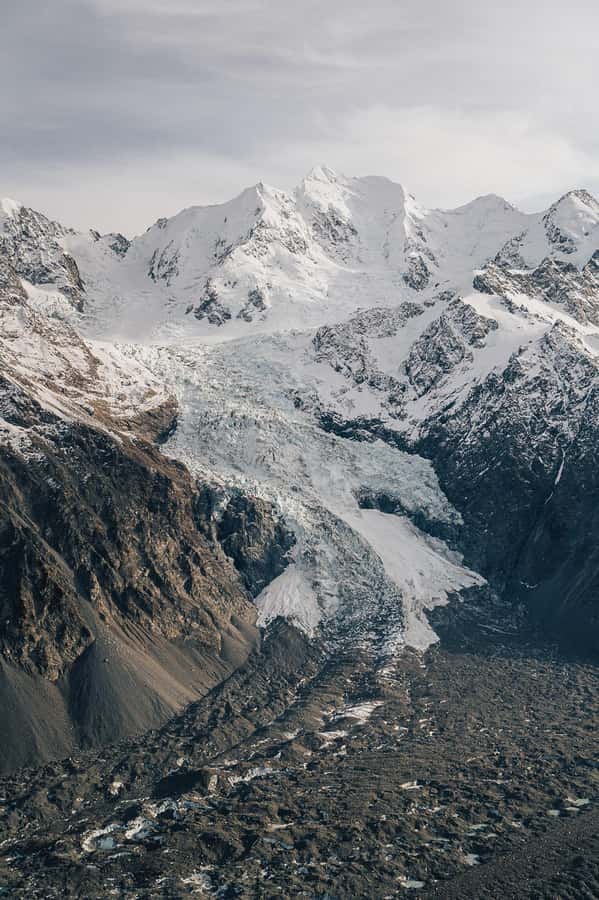 Mount Cook: Mountains High 40 minute Flight - A short flight with a serious mountain setting
