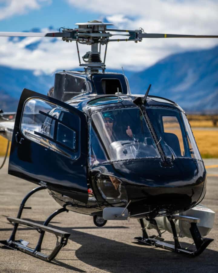 Mount Cook: Scenic Helicopter Flight with Alpine Landing - Taking off from Mount Cook Aerodrome