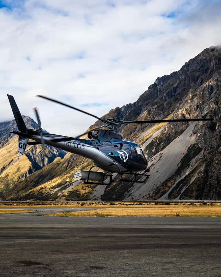Mount Cook: Ski Plane and Helicopter Glacier Combo Flight - Key points at a glance