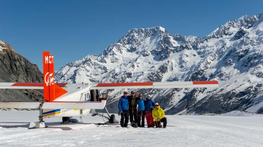 Mount Cook: Ski Plane and Helicopter Glacier Combo Flight - How much value you get for $328